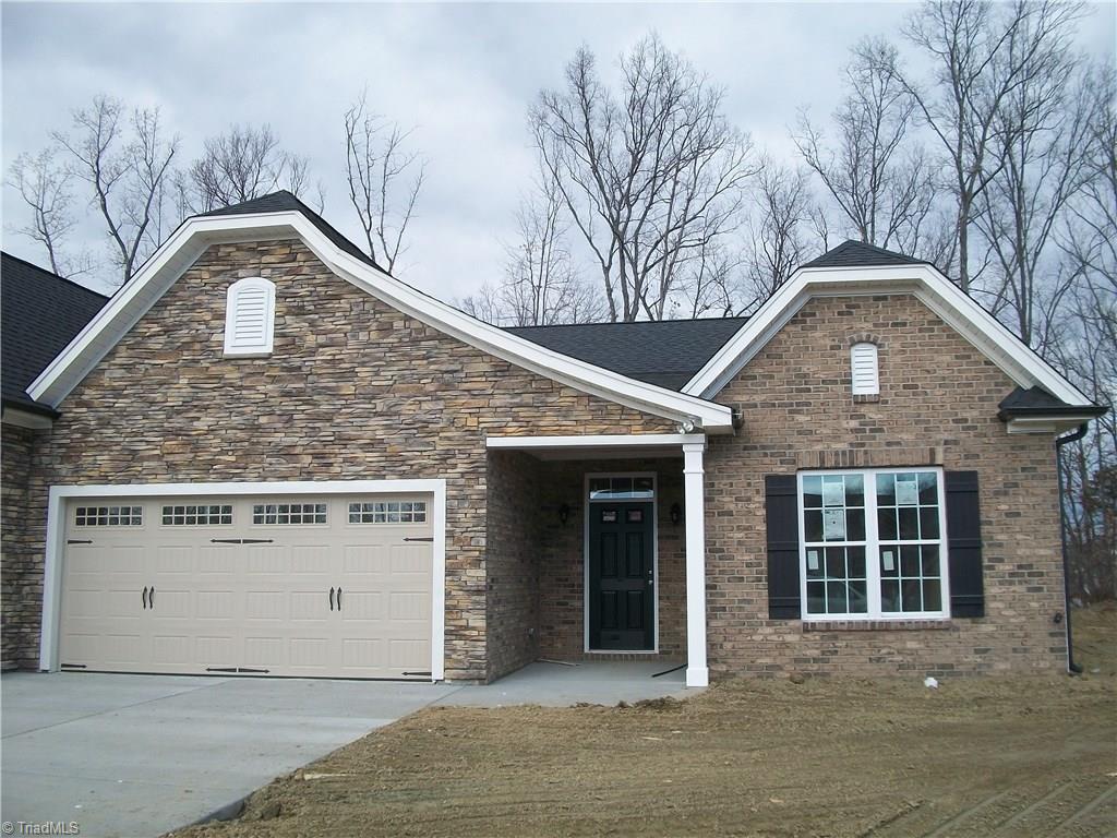 752 Forester Ct, High Point, NC 27265 photo 2