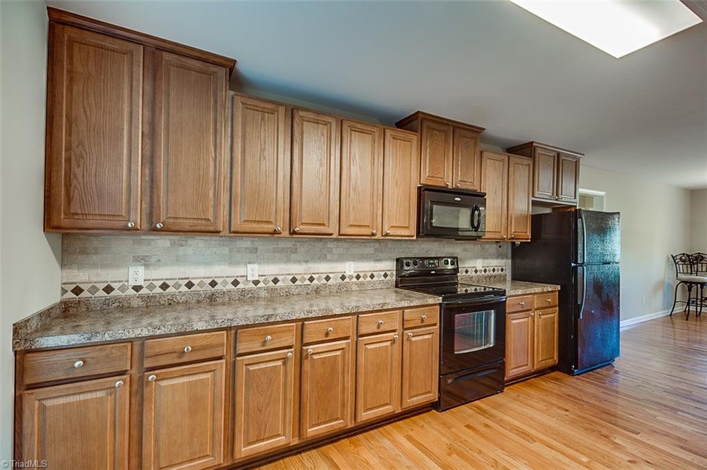 6 Lava Ln, Thomasville, NC 27360 photo 15