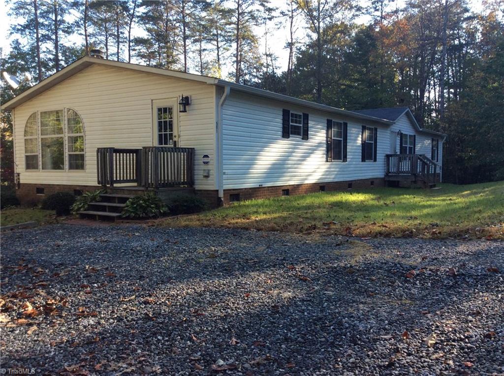 501 Sharp Rd, Madison, NC 27025 photo 3