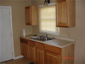 208 Farmstead Rd, King, NC 27021 photo 2
