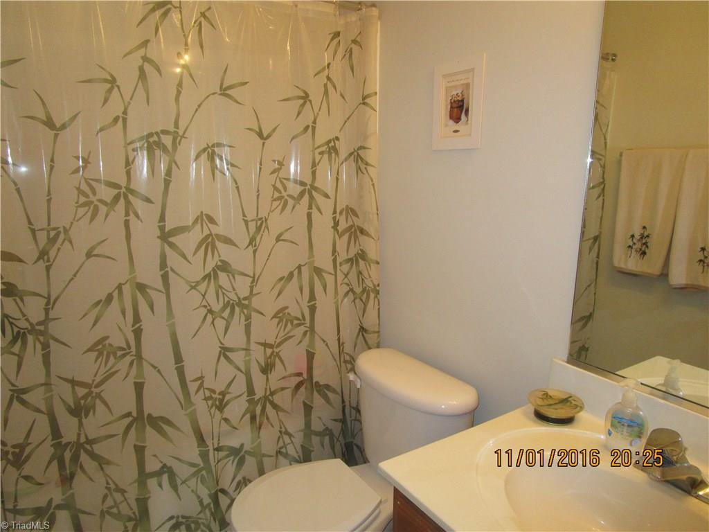 1219 Hampton Park Dr, High Point, NC 27265 photo 20