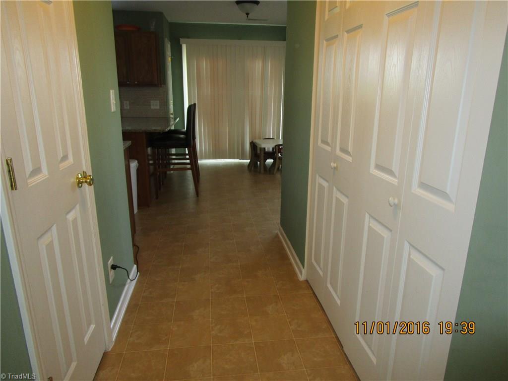 1219 Hampton Park Dr, High Point, NC 27265 photo 2