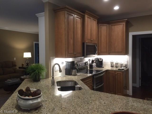 2371 Addison Blvd, High Point, NC 27262 photo 13