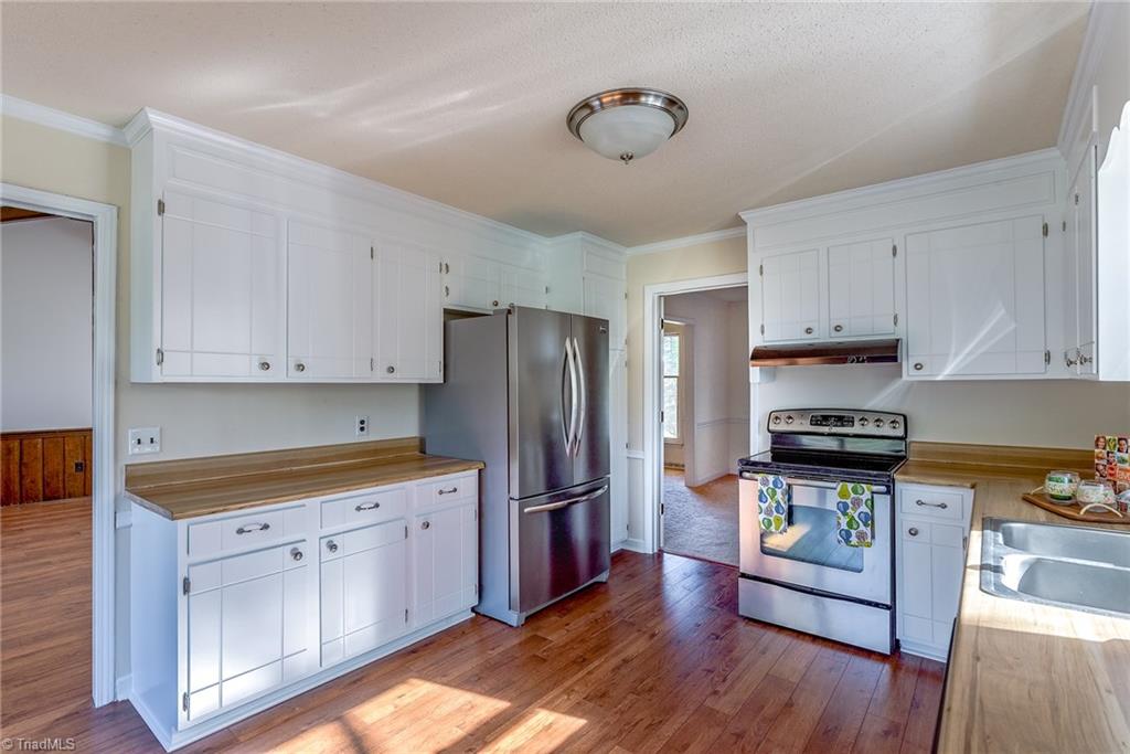 3596 Tanglebrook Trl, Clemmons, NC 27012 photo 7