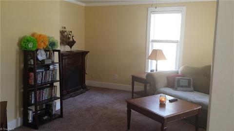315 E Dalton Rd, King, NC 27021 photo 2
