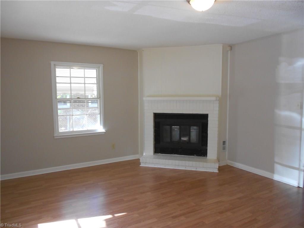 1719 Gavin Dr, High Point, NC 27260 photo 4