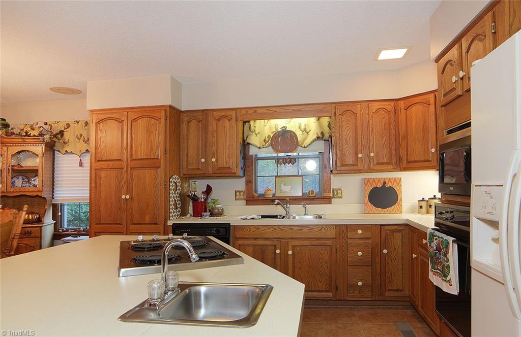 4363 Old Park Rd, Trinity, NC 27370 photo 10