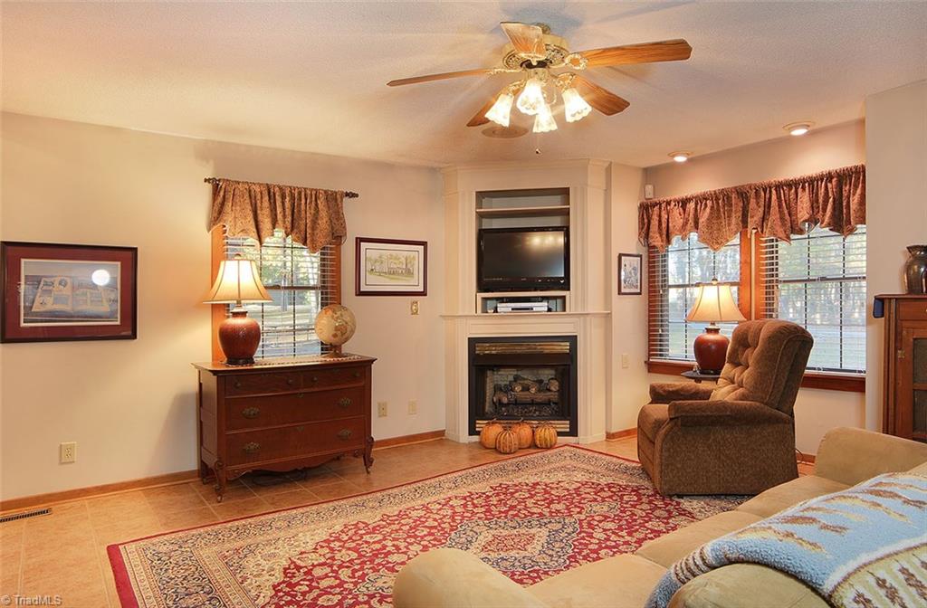 4363 Old Park Rd, Trinity, NC 27370 photo 7