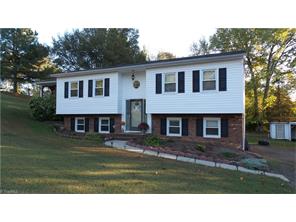 183 Pineview Dr, Clemmons, NC 27012 photo 1