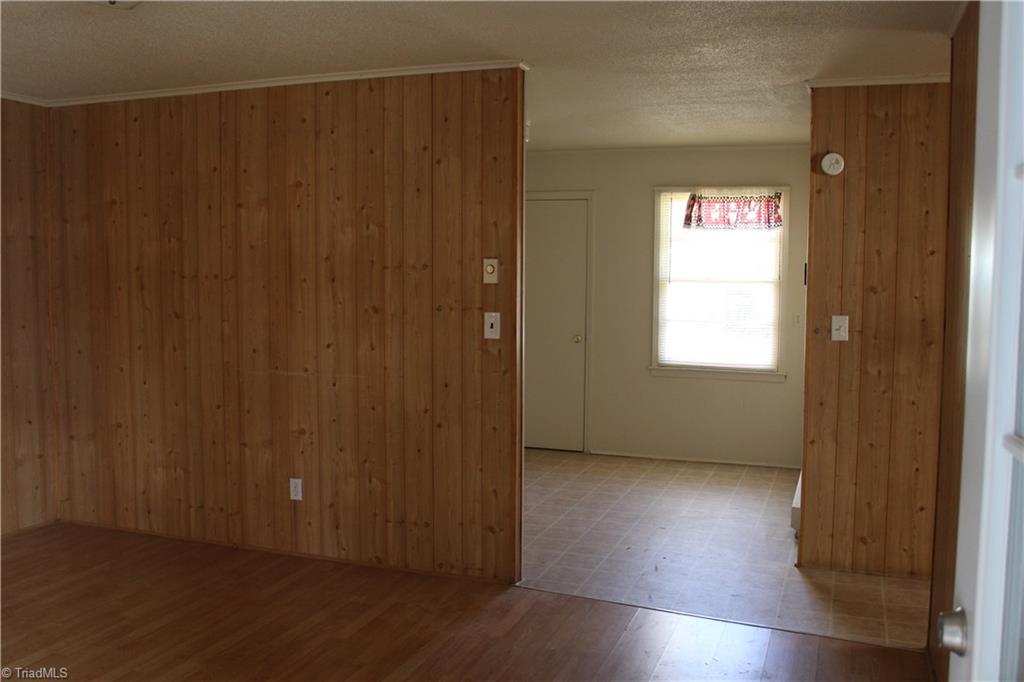 302 Sinclair Ave, High Point, NC 27260 photo 12