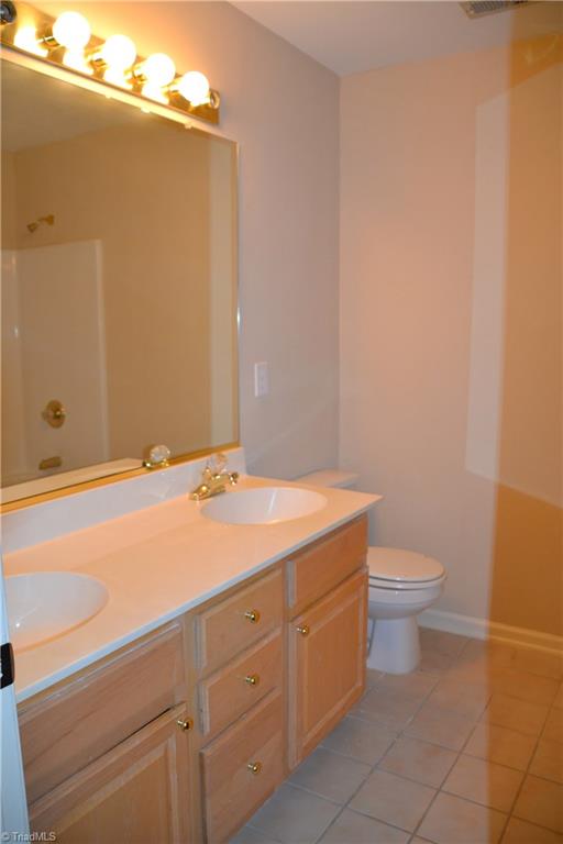 3975 Netherstone Ln, High Point, NC 27265 photo 24
