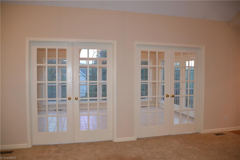 3975 Netherstone Ln, High Point, NC 27265 photo 15