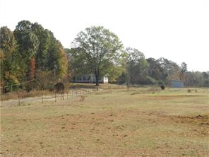 7297 Hampton Rd, Clemmons, NC 27012 photo 2