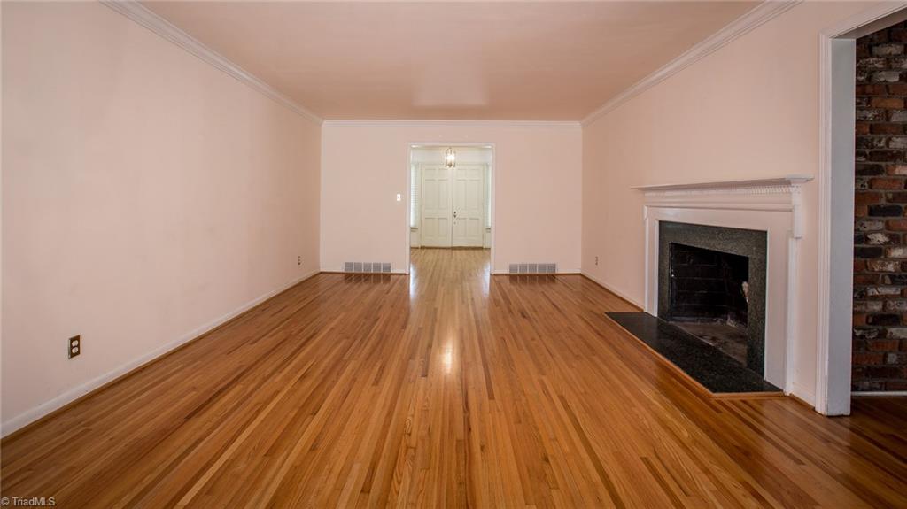 914 Wimbledon Pl, High Point, NC 27262 photo 7