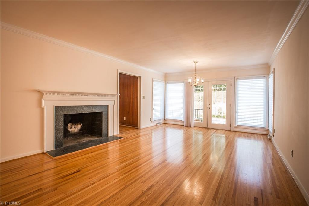 914 Wimbledon Pl, High Point, NC 27262 photo 6