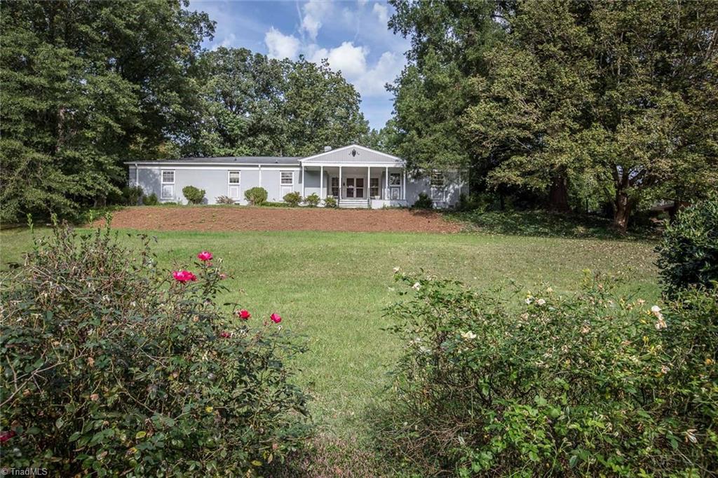 914 Wimbledon Pl, High Point, NC 27262 photo 1