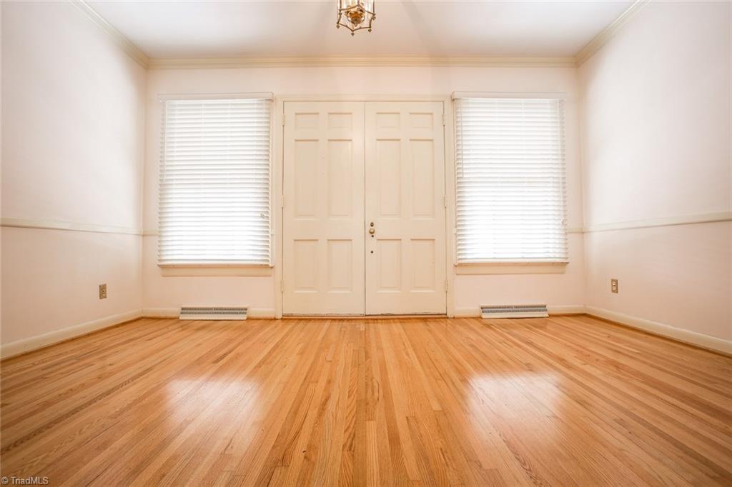 914 Wimbledon Pl, High Point, NC 27262 photo 3