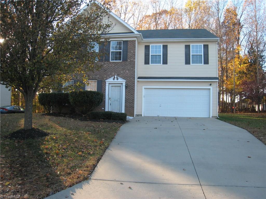 1112 Hampton Park Dr, High Point, NC 27265 photo 2