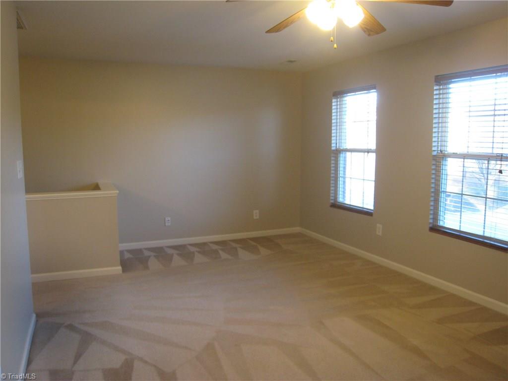 1112 Hampton Park Dr, High Point, NC 27265 photo 14