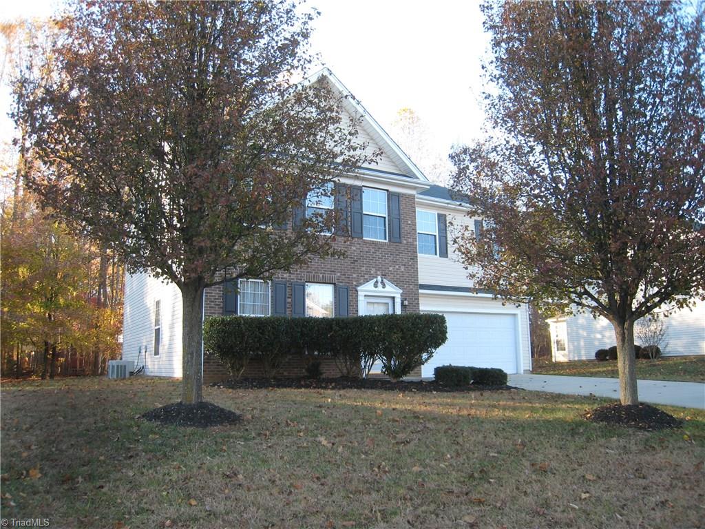 1112 Hampton Park Dr, High Point, NC 27265 photo 3