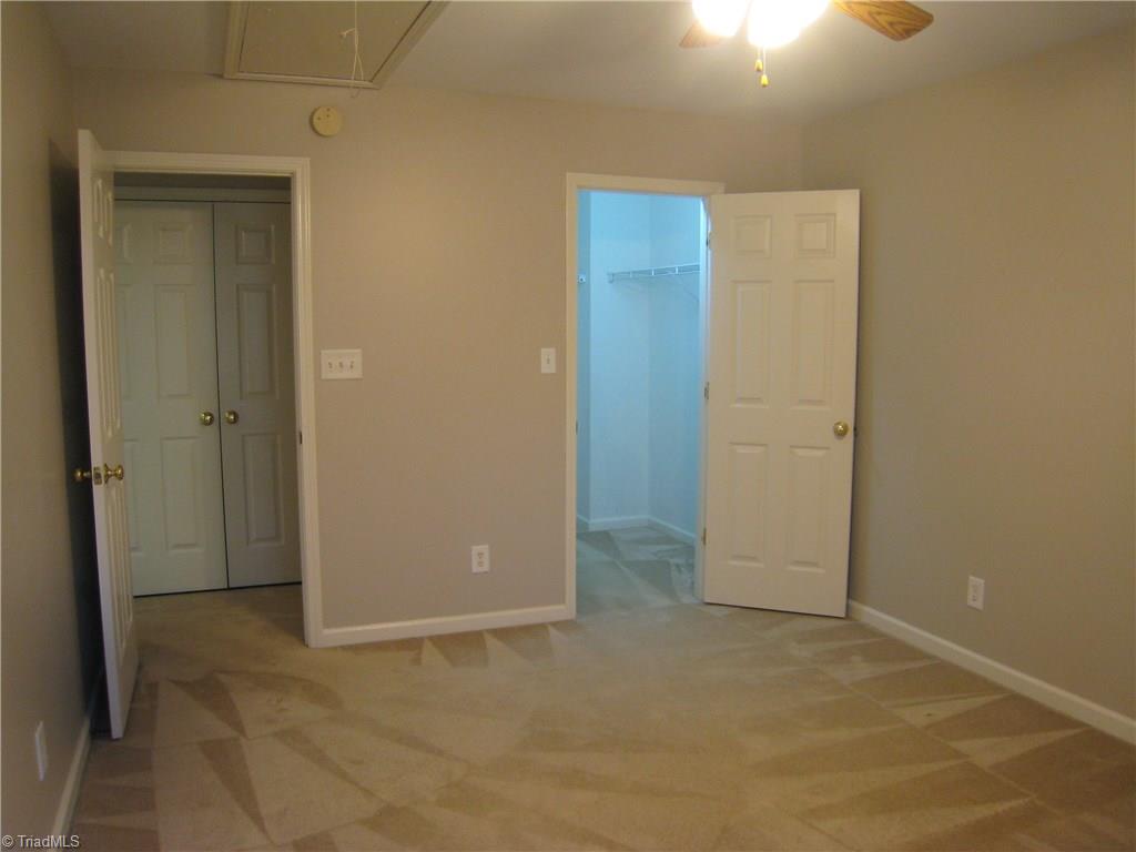 1112 Hampton Park Dr, High Point, NC 27265 photo 17