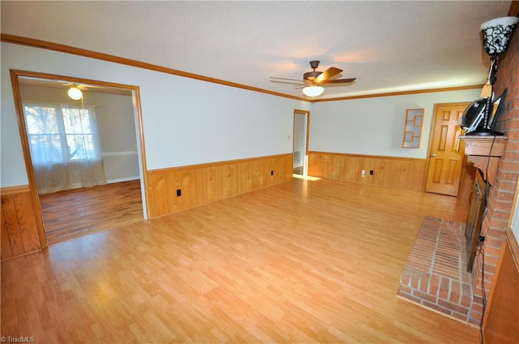 1806 Overlook Pt, High Point, NC 27265 photo 15