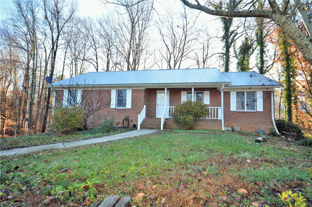 1806 Overlook Pt, High Point, NC 27265 photo 30