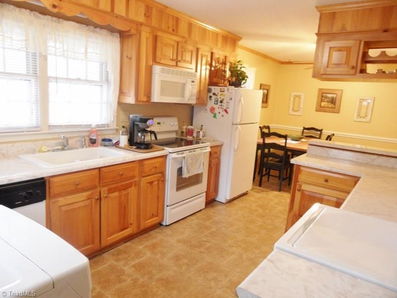 1529 Beaucrest Ave, High Point, NC 27265 photo 7
