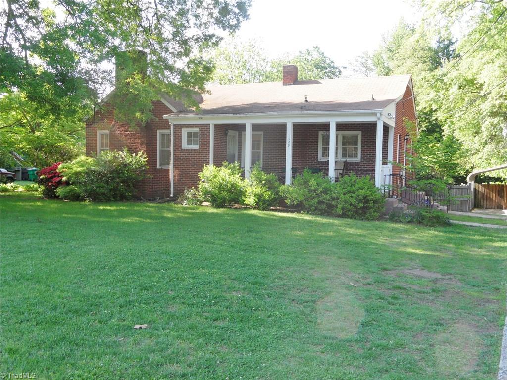 1529 Beaucrest Ave, High Point, NC 27265 photo 1
