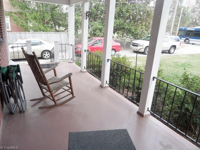 1529 Beaucrest Ave, High Point, NC 27265 photo 2