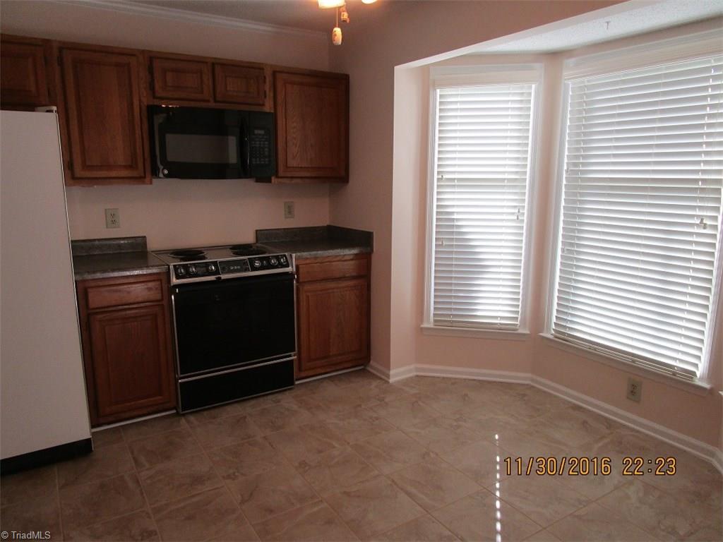 1704 Ternberry Rd, High Point, NC 27262 photo 7