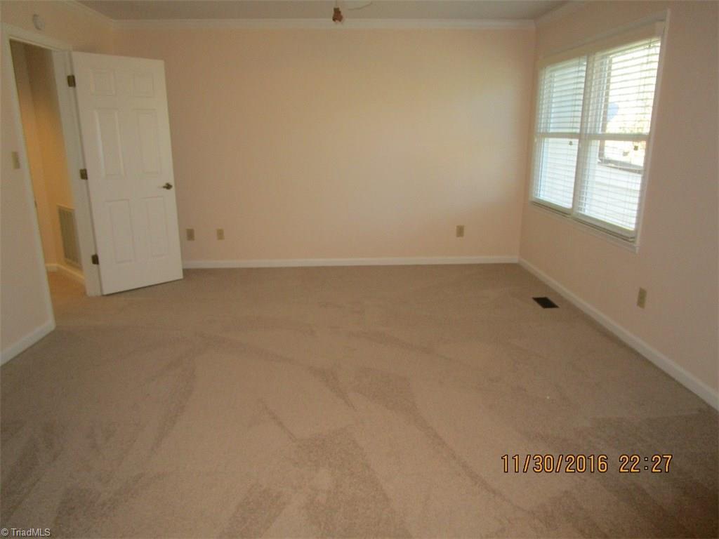 1704 Ternberry Rd, High Point, NC 27262 photo 11