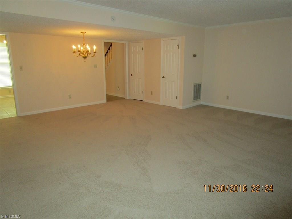 1704 Ternberry Rd, High Point, NC 27262 photo 3