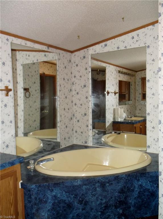 1475 Marshall Smith Rd, King, NC 27021 photo 8