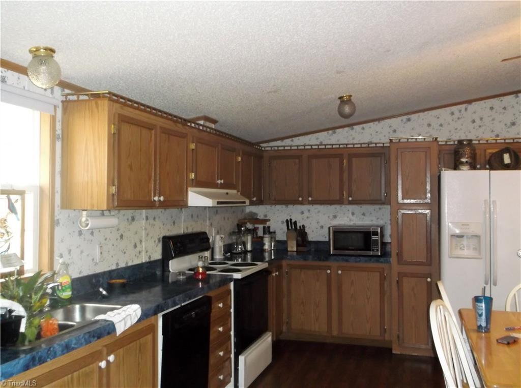 1475 Marshall Smith Rd, King, NC 27021 photo 11