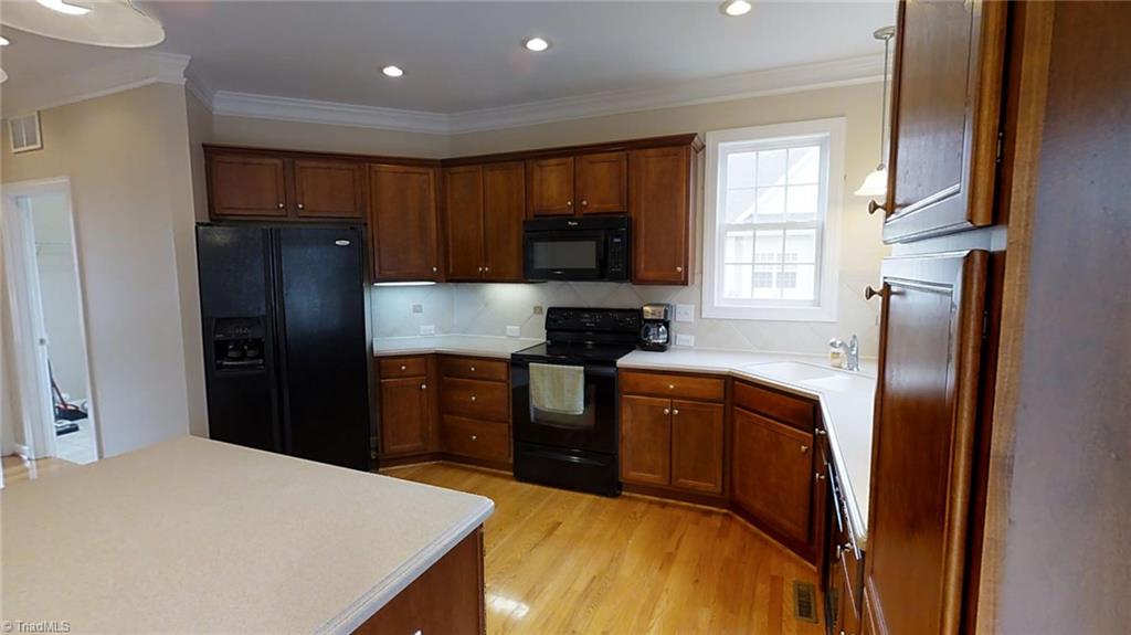 344 Covington Dr, Advance, NC 27006 photo 3
