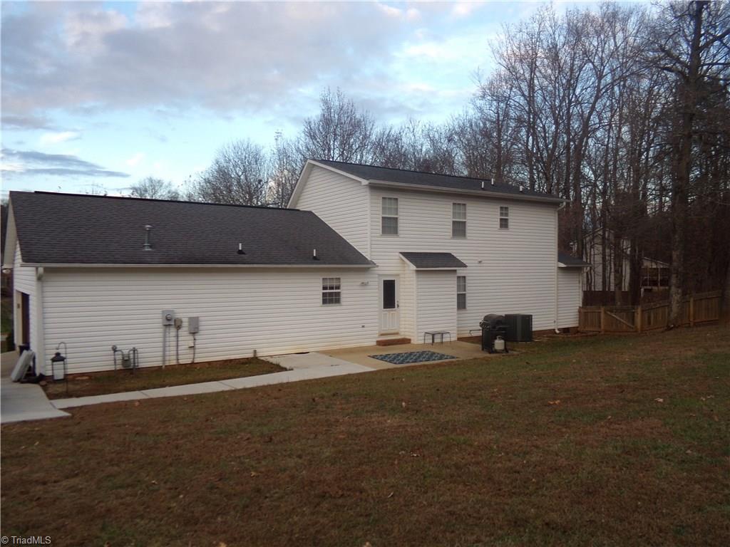 6565 Abigail Dr, Trinity, NC 27370 photo 3