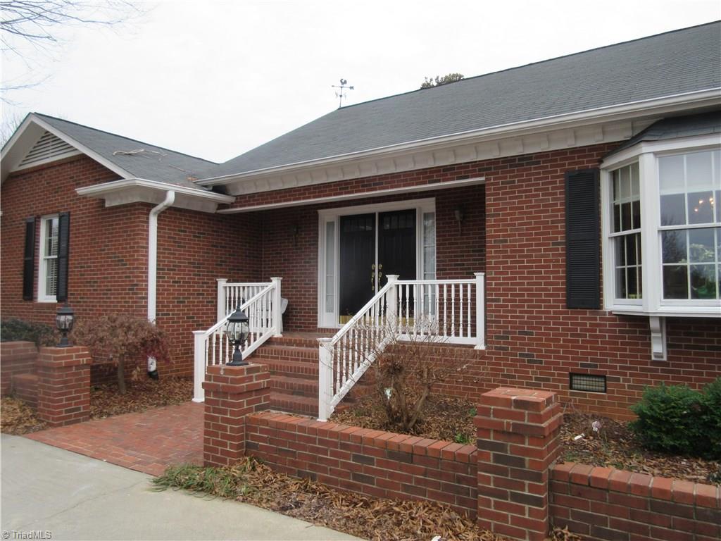 117 Juniper Cir, Advance, NC 27006 photo 3