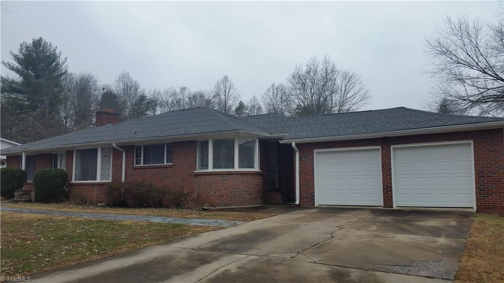 1327 Austin Traphill Rd, Elkin, NC 28621 photo 1