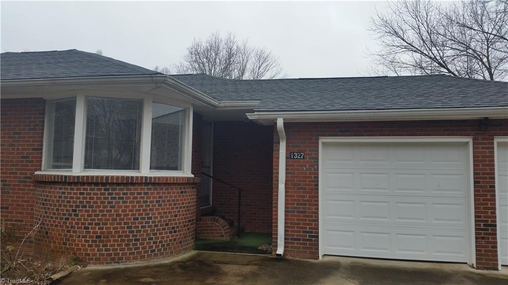 1327 Austin Traphill Rd, Elkin, NC 28621 photo 2
