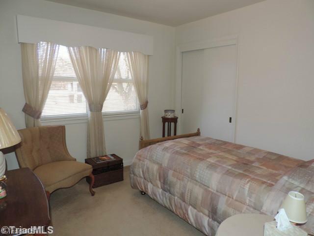 3915 Johnson St, High Point, NC 27265 photo 10