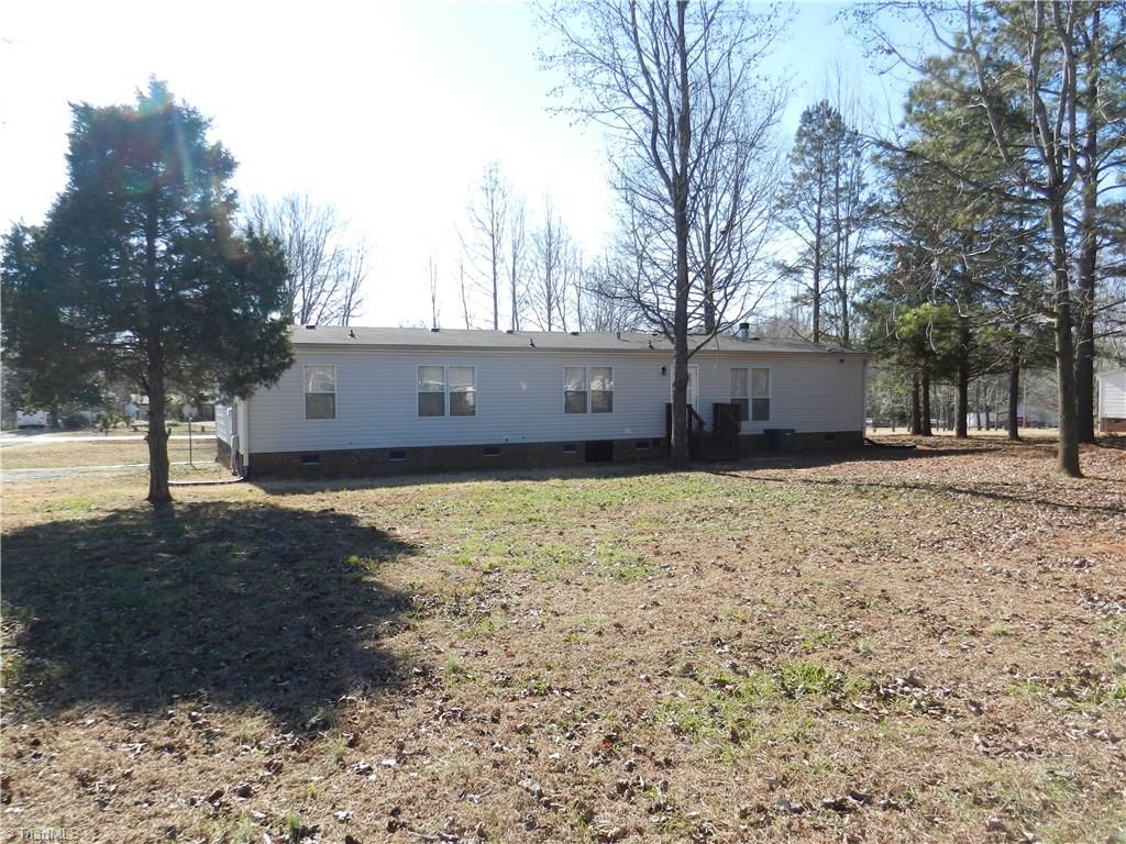 6894 Wright Rd, Thomasville, NC 27360 photo 13