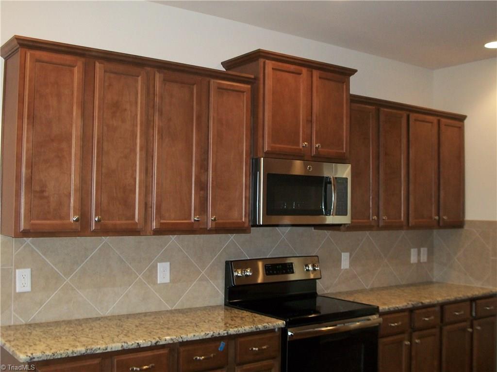 778 Forester Ct, High Point, NC 27265 photo 12