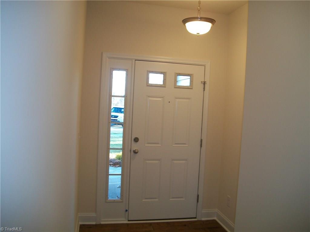 778 Forester Ct, High Point, NC 27265 photo 2