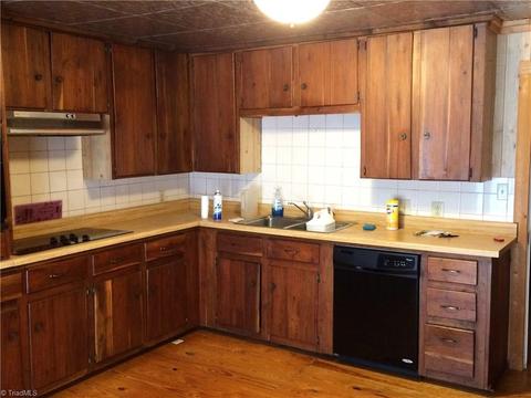 346 E Collins Ln, Dobson, NC 27017 photo 18