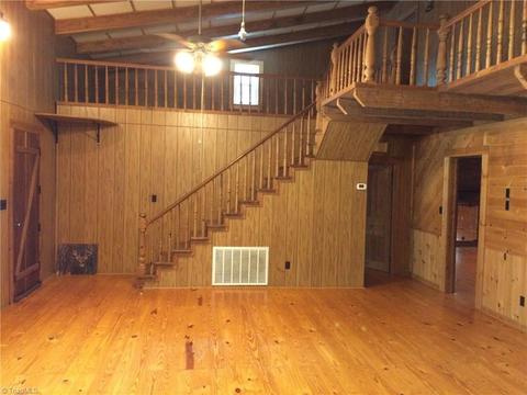 346 E Collins Ln, Dobson, NC 27017 photo 13