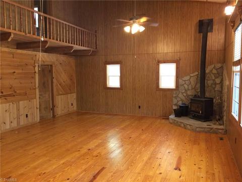 346 E Collins Ln, Dobson, NC 27017 photo 12