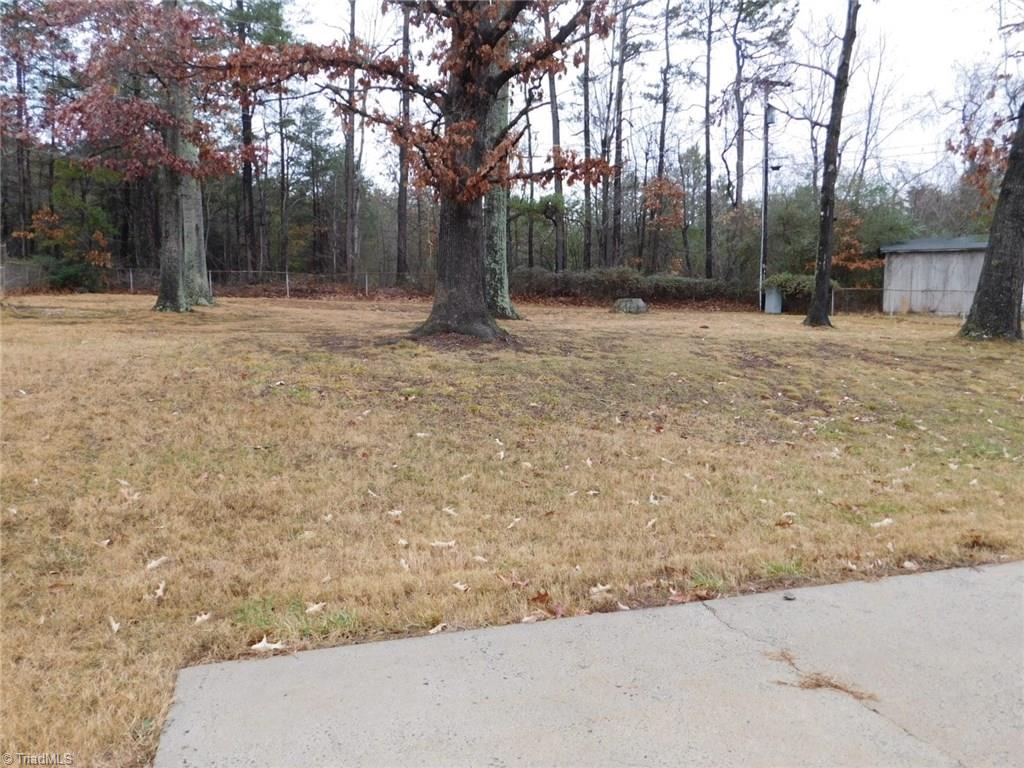 309 Logan Ct, King, NC 27021 photo 5
