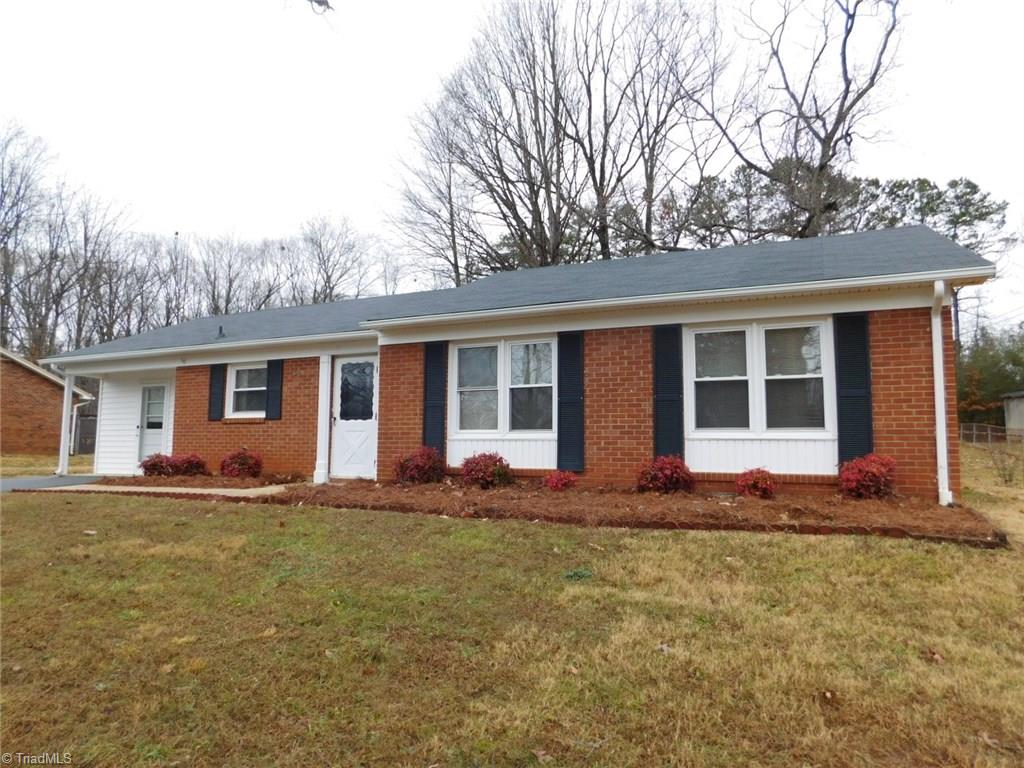 309 Logan Ct, King, NC 27021 photo 1