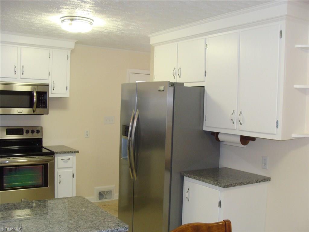 12298 Traphill Rd, Traphill, NC 28685 photo 11